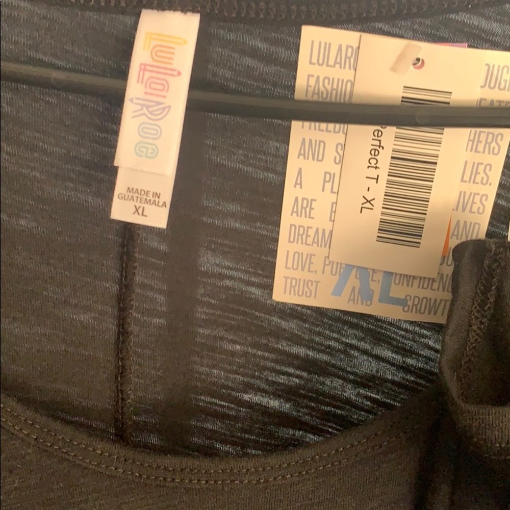Lularoe xl perfect T solid black short sleeve